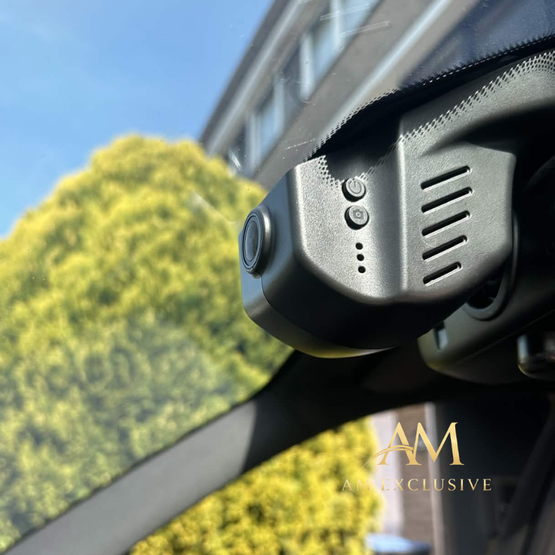 Rijd nooit meer zonder bewijs — 4K Dashcam origineel ingebouwd in jouw auto